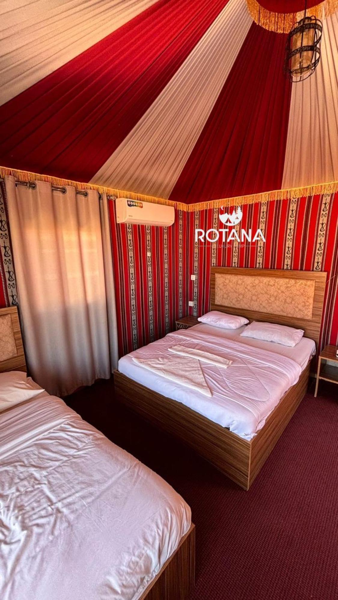 Rotana Luxury Camp Hotel Wadi Rum Buitenkant foto